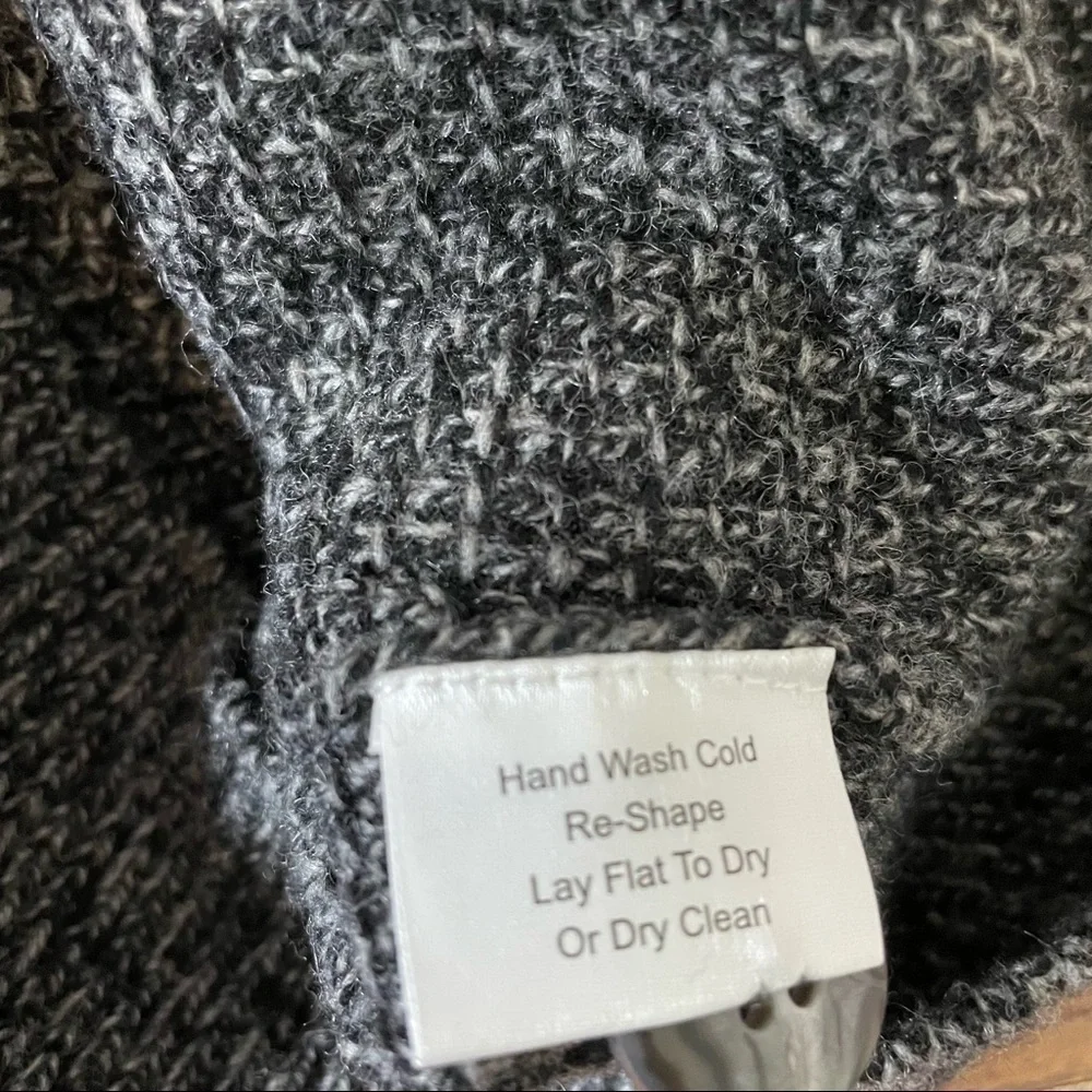 Gray‎ Shaw Collar Sweater - XXL